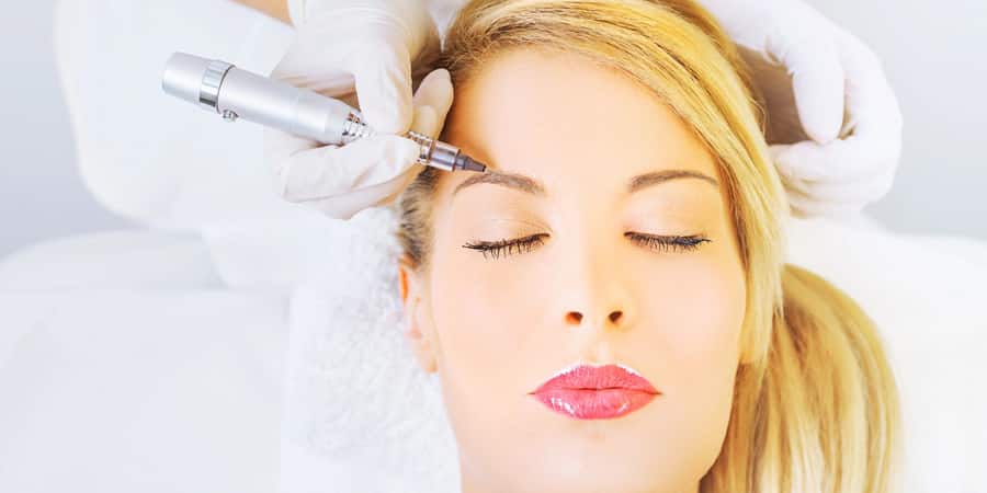 2 How Permanent Makeup Can Accentuate Your Natural Looks
